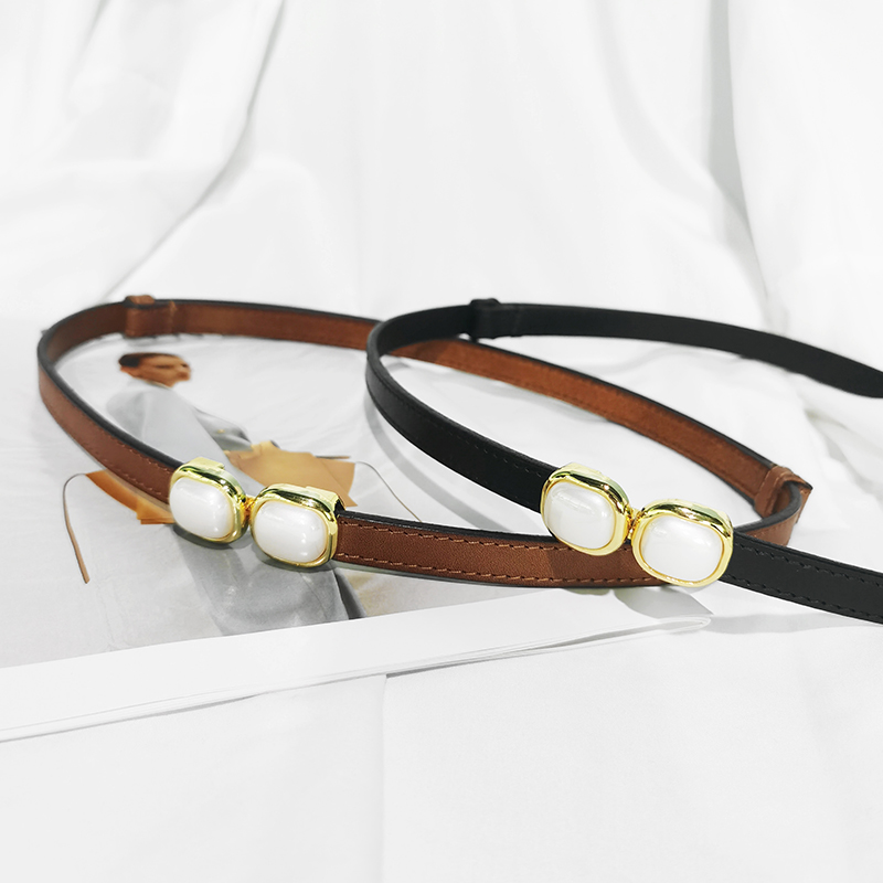 Genuine leather slim waist lead layer Bull Leather Fashion 100 lap dress Dress With Big Coat Sweater Pearl pair Buckle Waist Seal Belt Lady