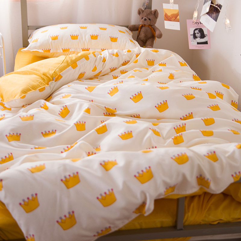 Đơn giản, sọc đen và trắng bốn mảnh chăn bốn mảnh trải giường 1,51,8M Ký túc xá sinh viên 1,2 m ba mảnh chăn đệm