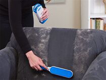 Net red artifact sticky hair device Electrostatic removal brush clothes Wool coat to brush the hair special care of clothes