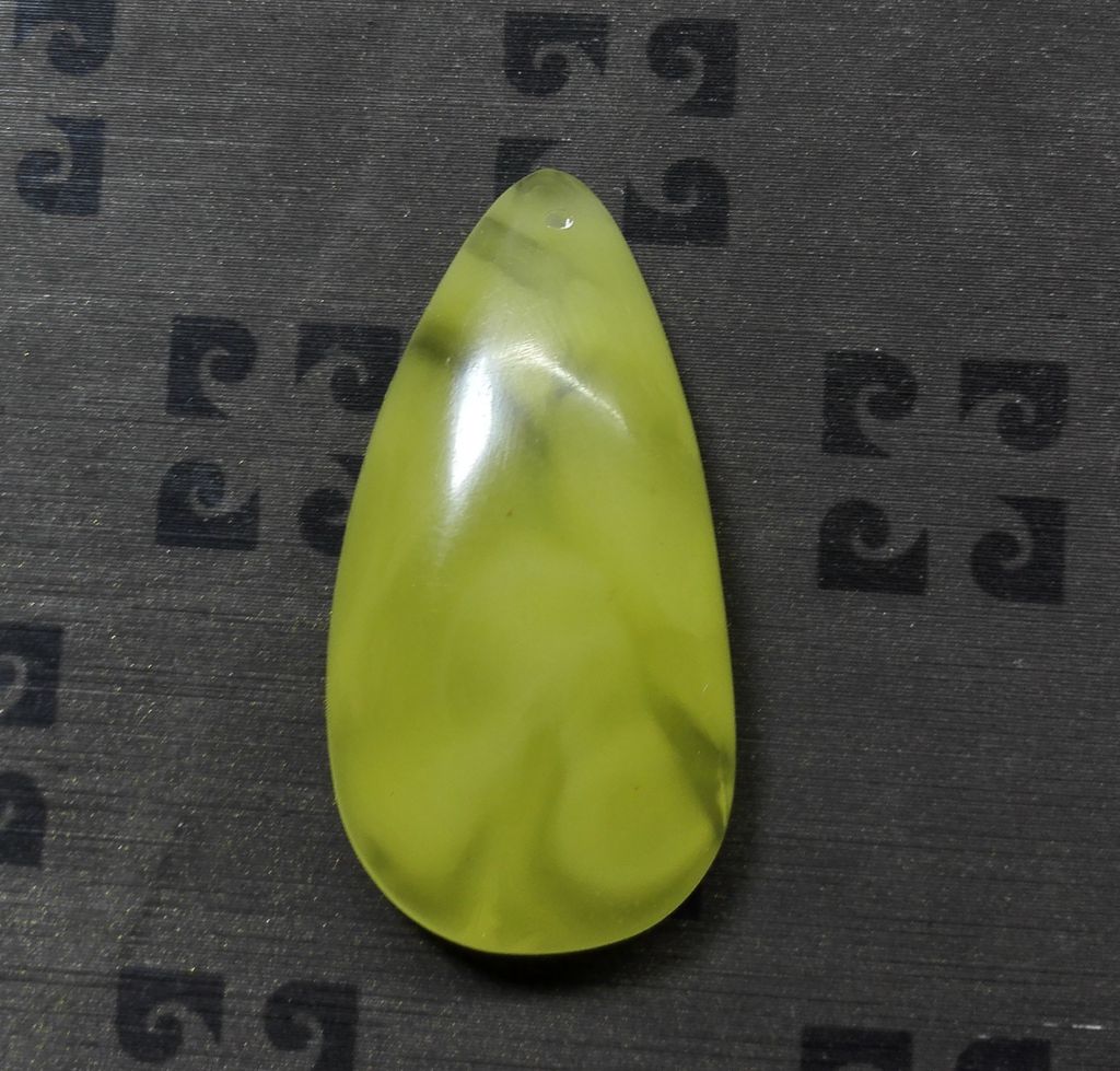 Beeswax drop pendant small pendant 3 65g 37*19*8 5MM 11