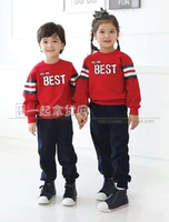 Quần áo mẫu giáo tùy chỉnh mẫu mùa xuân và mùa thu 18 đồng phục mới cho học sinh tiểu học và trung học phiên bản tiếng Hàn của bộ đồ thể thao màu đỏ đồng phục trường học