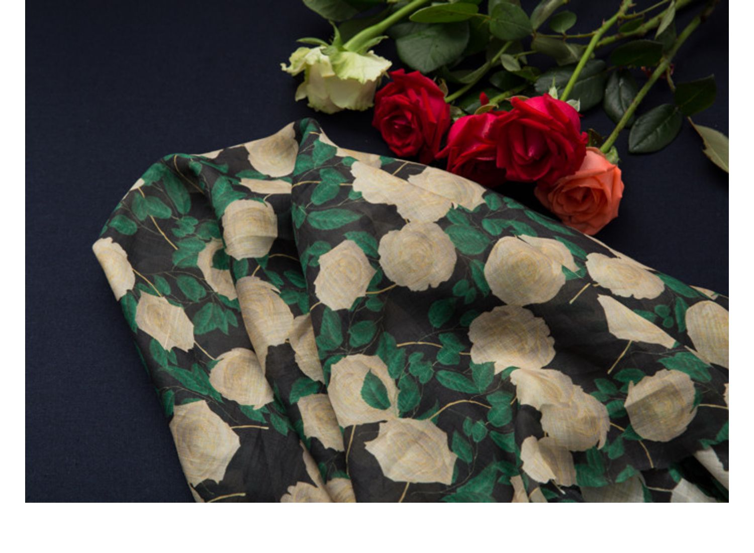 [White Rose] retro mục vụ tươi in vải ramie áo choàng vải mùa hè đặt hàng thương hiệu - Vải vải tự làm vải cotton thun