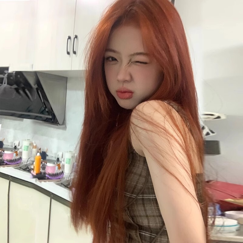 Halloween Dirty Orange Wig with Middle Part Bangs, Full Head Straight Hair, Long Hair for Women, Jk Style, Lolita Style