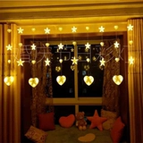 Струнные светильники Атмосферные светильники в цветовых светильниках в струнных светильниках в небе и звездные атмосферные огни украшают балкон теплые огни. Наружный водонепроницаемый световой ремень