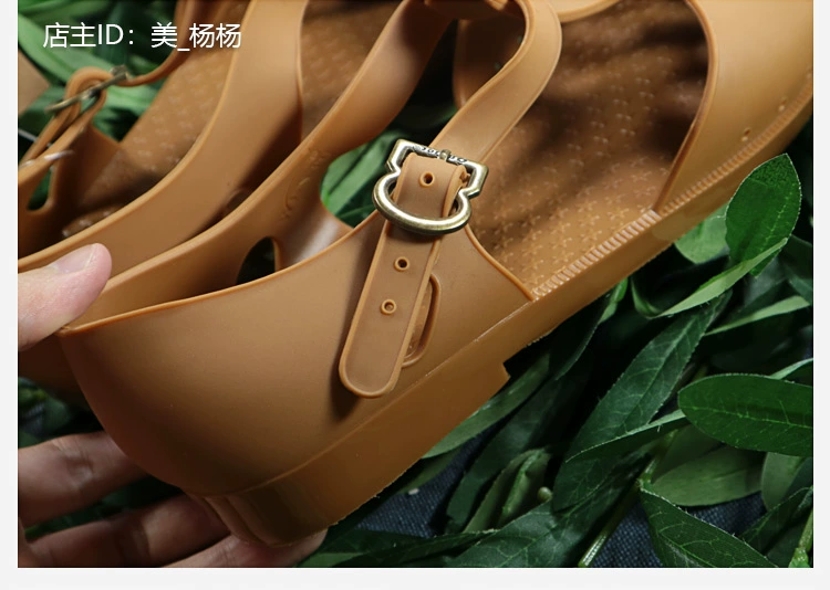 Dép nam Việt Nam không hôi chân Bao Đầu cổ điển phong cách cổ điển giày đi biển thông thường cao su La Mã chống thấm nước thủy triều giày mùa hè