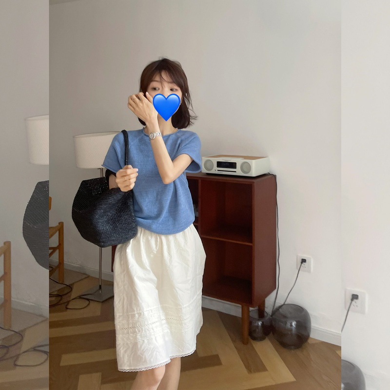Korean Style Complete Ootd Outfit with a Relaxed Feel, Blue Short-Sleeved Knitted T-Shirt, Lace Patchwork Skirt Set for Women Korean Style Complete Ootd Outfit with a Relaxed Feel, Blue Short-Sleeved Knitted T-Shirt, Lace Patchwork Skirt Set for Women