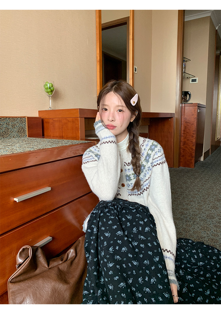 토지 작은 그룹 공정한 섬 스웨터 오픈 가디건 디자인 센스 한 부서 부드러운 레트로 분위기 센스 느긋한 슬림해 보이는 여성 코트 상세 이미지 5