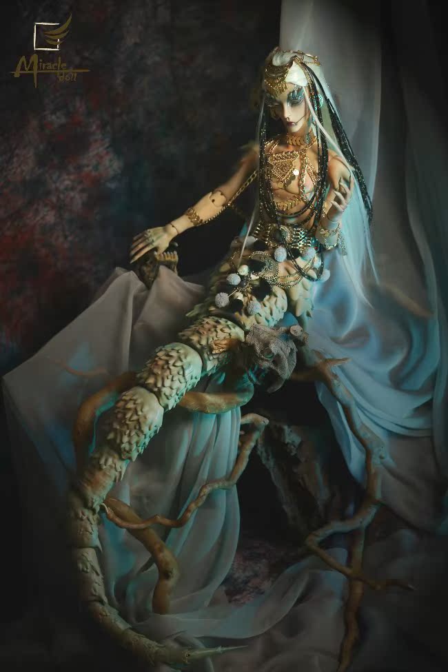 miracle_snake68_09.jpg