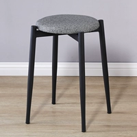 Серая технология ткань черные ноги