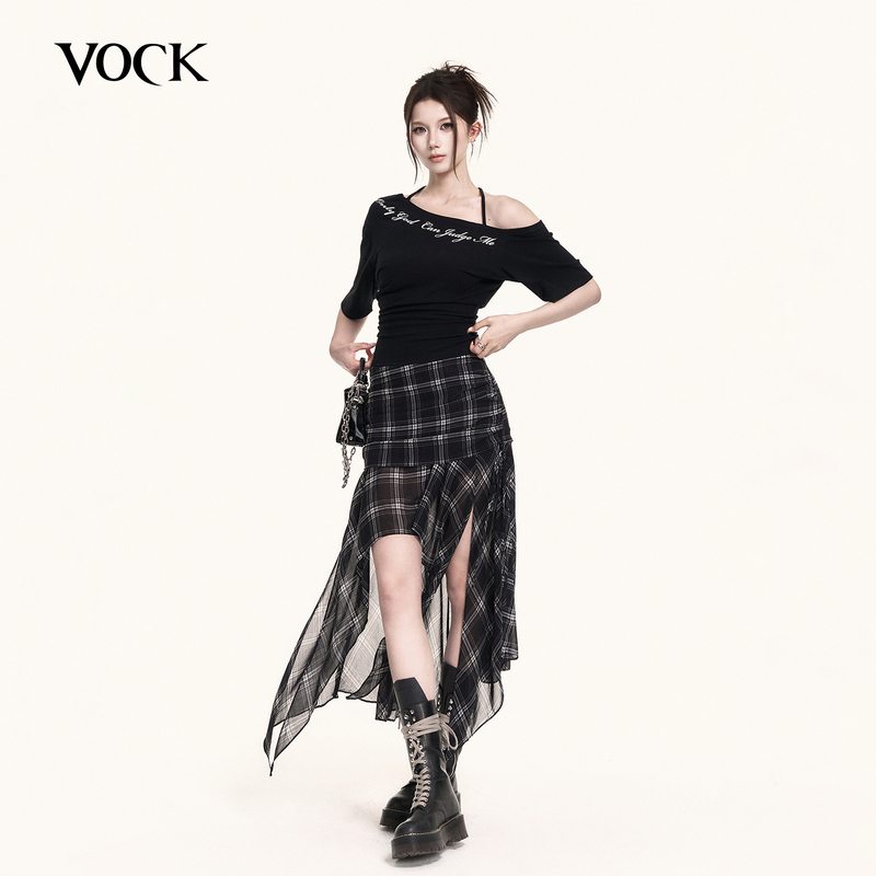 Vock Is the Center of Attention. the Design Is Mid-Low Waist, Pleated Plaid A-Line Skirt, Asymmetrical and Flowing Mid-Length Skirt