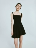 [FUSSED 23SS black dress  纯黑羊毛混纺不对称百褶双肩带吊带裙]