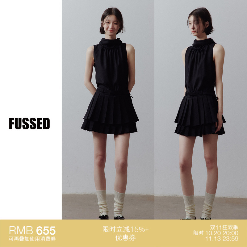 Fussed Dream Core Philosopher_Heavy-Duty Layered Stitching + Double-Layered Pleats_Classic Black Tie-Neck Sleeveless Dress