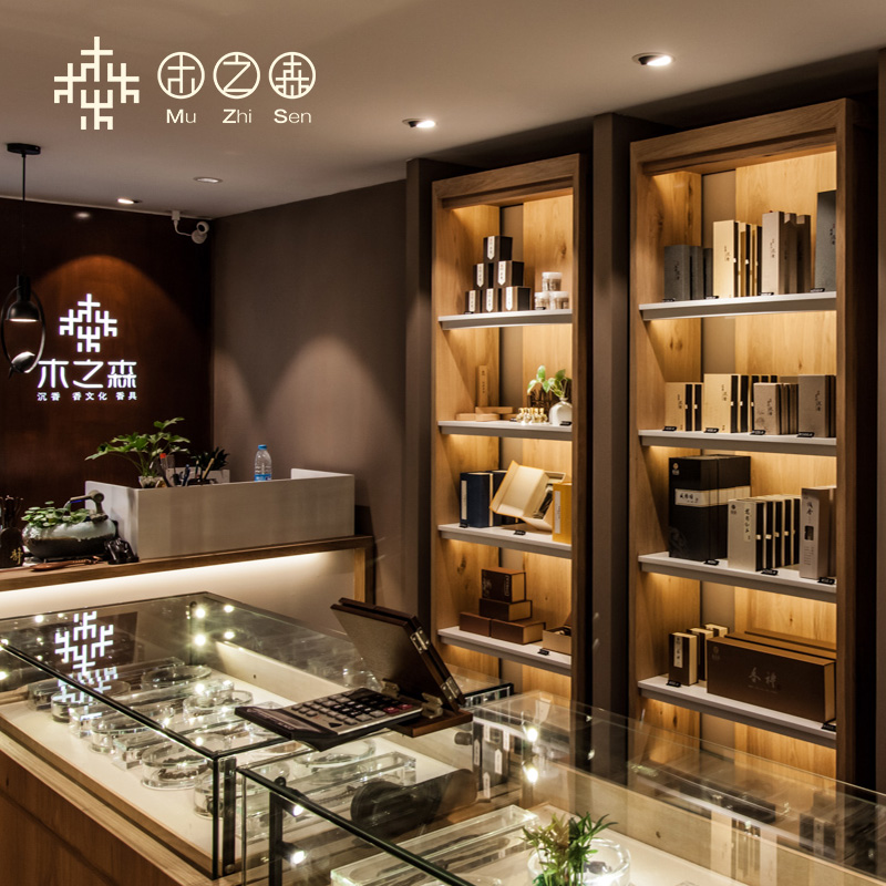 Wooden Mori tree cub S live Zhengzong Vietnamese Sprout Zhuang's Sunken Perfume-Class 108 Buddhist Everest Wooden Hand Refining