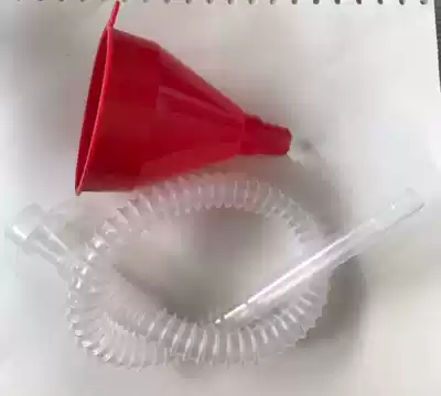 Qingqi Suzuki motorcycle accessories plus oil funnel Gasoline oil fuel funnel Car oil leakage