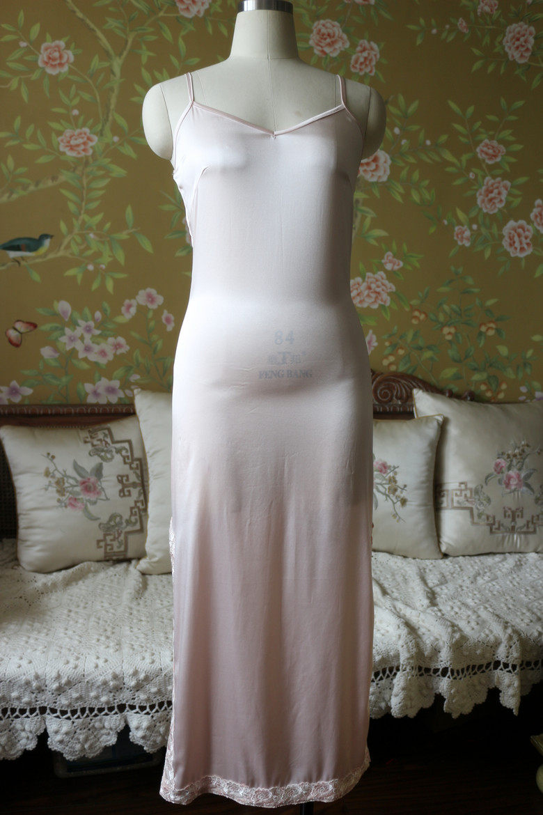 Silk suspender dress Cheongsam base dress Mulberry silk base shirt Slim black and white solid color Cheongsam