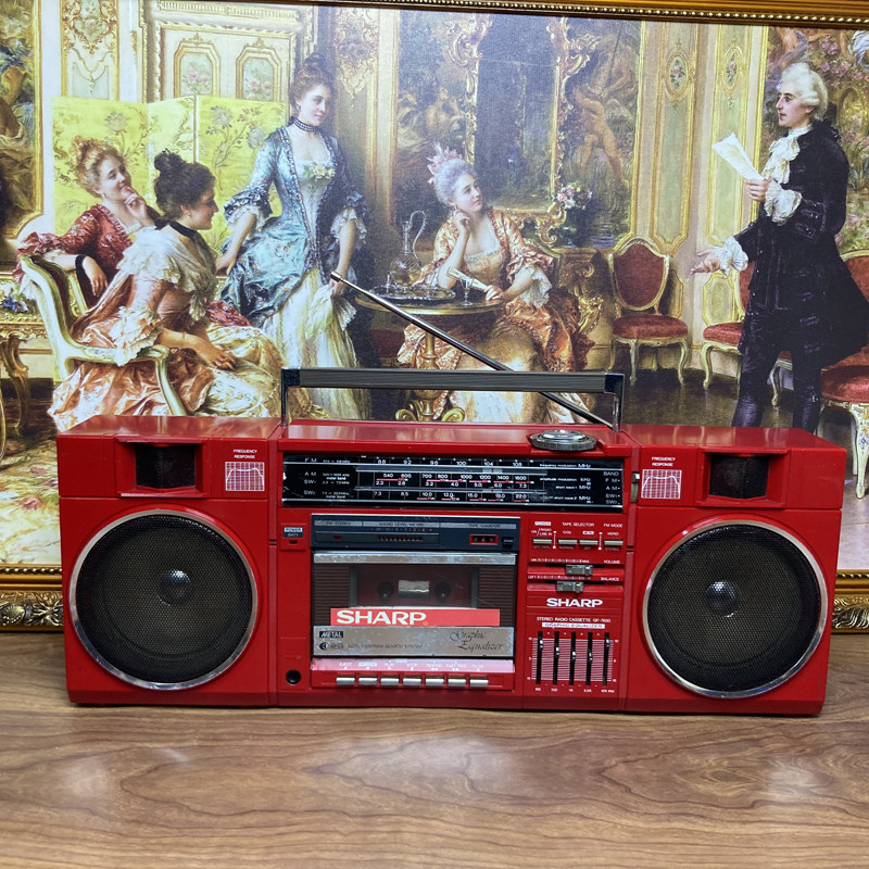 The most beautiful encounter Japan imported Sharp 7600 single card radio recorder with good functions and good sound quality