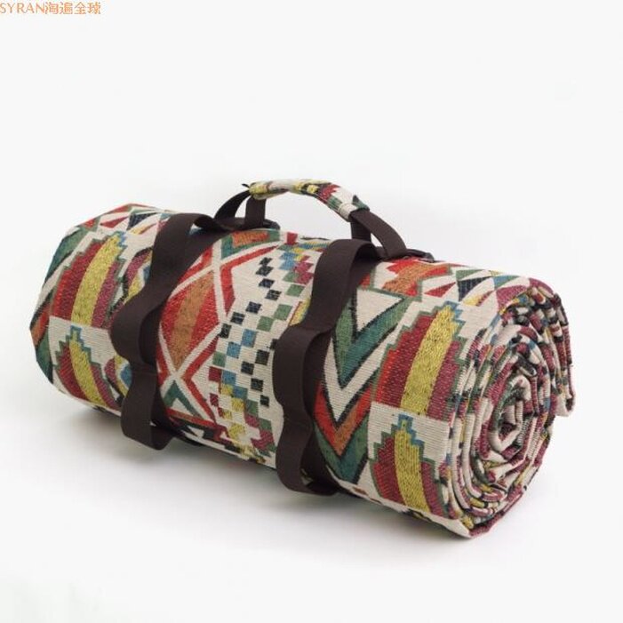 South Korea imported NORDIC ISLAND outdoor indoor waterproof belt belt reel cotton polyester picnic cloth cushion