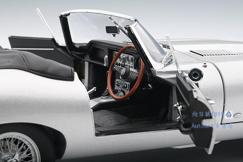 https://img.alicdn.com/imgextra/i2/570245842/TB29sV_dNTI8KJjSspiXXbM4FXa_!!570245842.jpg 1:18車模 AUTOART 1/18 捷豹 JAGUAR E-TYPE I 3.8 敞篷合金汽車模型