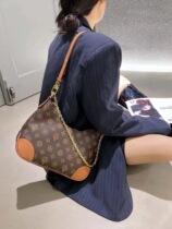 Retro Old Flower Chaos High Sensation Exploits Medieval axillary Bag Ox Horn Bag Single Shoulder Diagonal Satchel 2021 Women Bag New