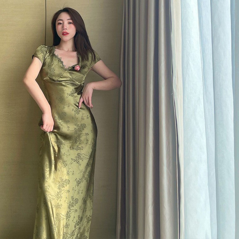 LONNVAN Pine Stone Green V Collar Hollowed-back Foreign Dress Woman 2022 Summer New Design Sensual Satin Silk Slip Long Dress