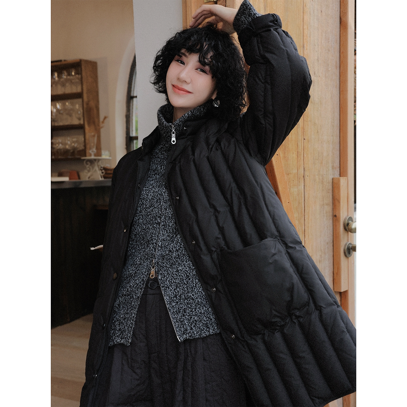 Tt Designer [Walking on Wall Street] Vertical Stripe Waterproof Coating Warm Goose down Jacket Women's Long Winter Style