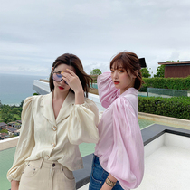 LIN CHAO ZHANG French rotten temperament V collar long sleeve female pearl fabric Pearl satin bubble sleeve shirt