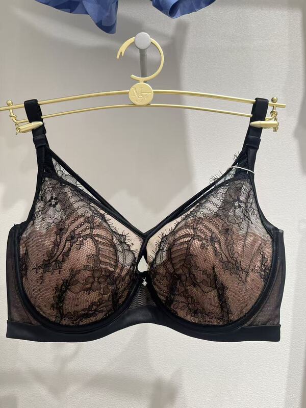 Maniform 26 Autumn/Winter New Petal Cup Padded Sexy Lace Lingerie Large and Small Soft Underwire Bra 20840663