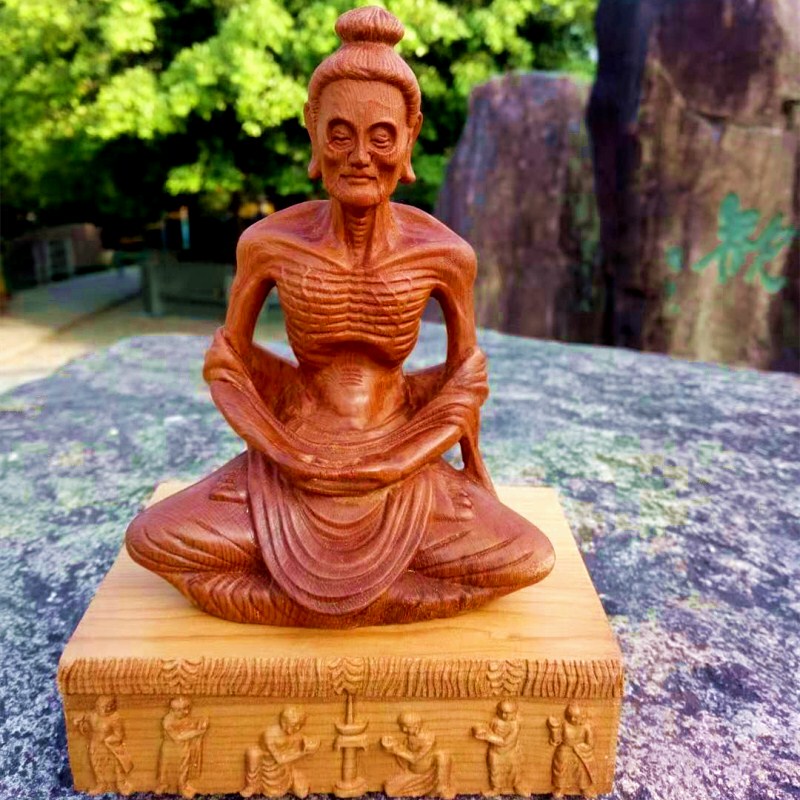 Boxwood Carving of the Arduous Practice of Sakyamuni Buddha Attaining Enlightenment, Finely Crafted from Natural Wood, Unique Handicraft, Tathagata Buddha Worshiping Ornament