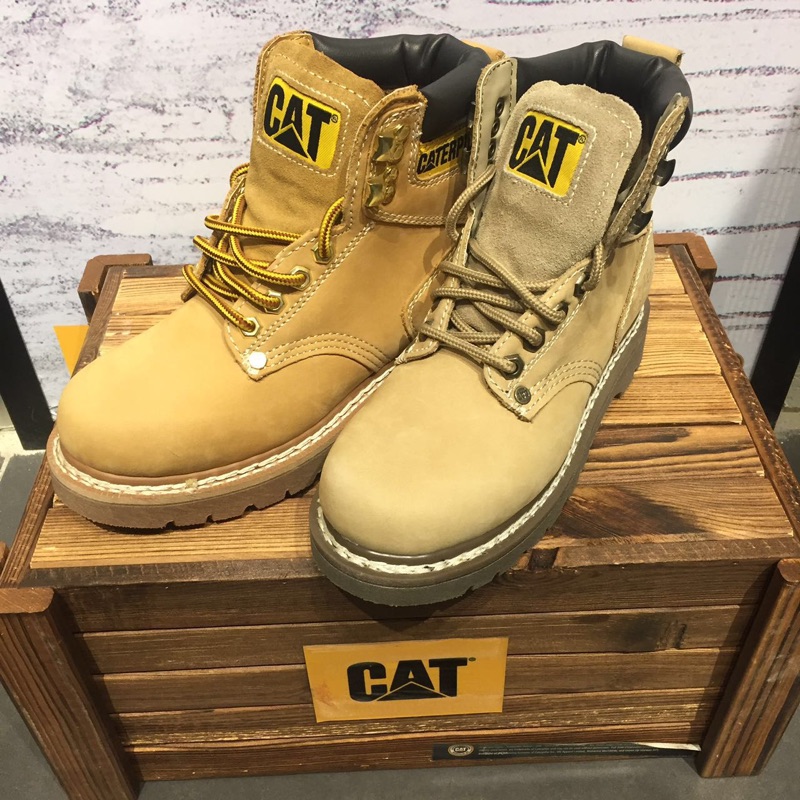 caterpillar classic boots