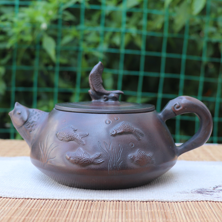 Nanjianshui Purple pottery Teapot Tea set Black pottery teapot Handmade teapot Jian Pottery Teapot Tian Rui hand-made exquisite fish fun teapot