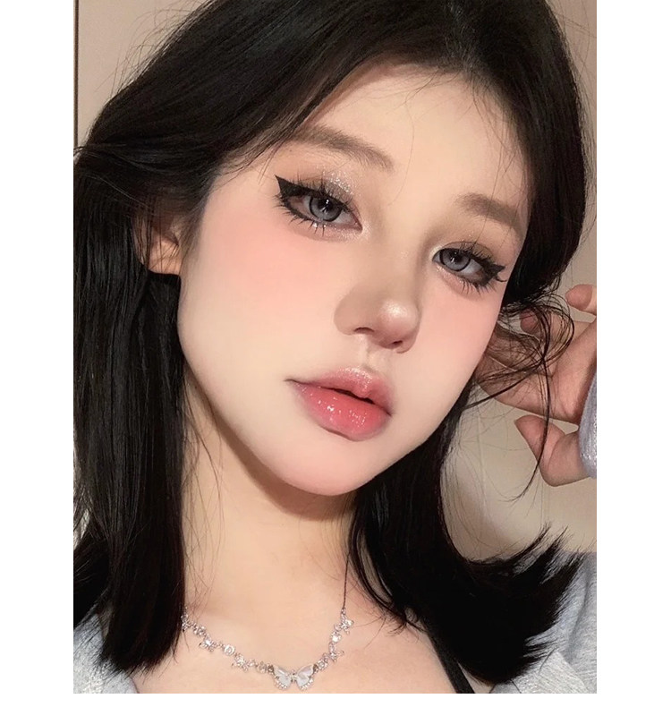 Основа под макияж 新色05橘朵judydoll高光面部遮瑕修容盘鼻影提亮哑光立体羽光碟