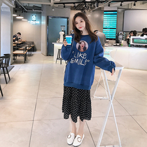 Korean version portrait print round neck sweater stitching dress female fake two pieces mid-length small loose casual trendy