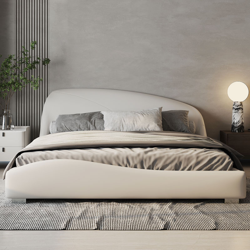 Italian minimalist genuine leather bed modern minimalist soft bag Alien bed Nordic main sleeper Silence Wind Net Red Light Extravagant double bed