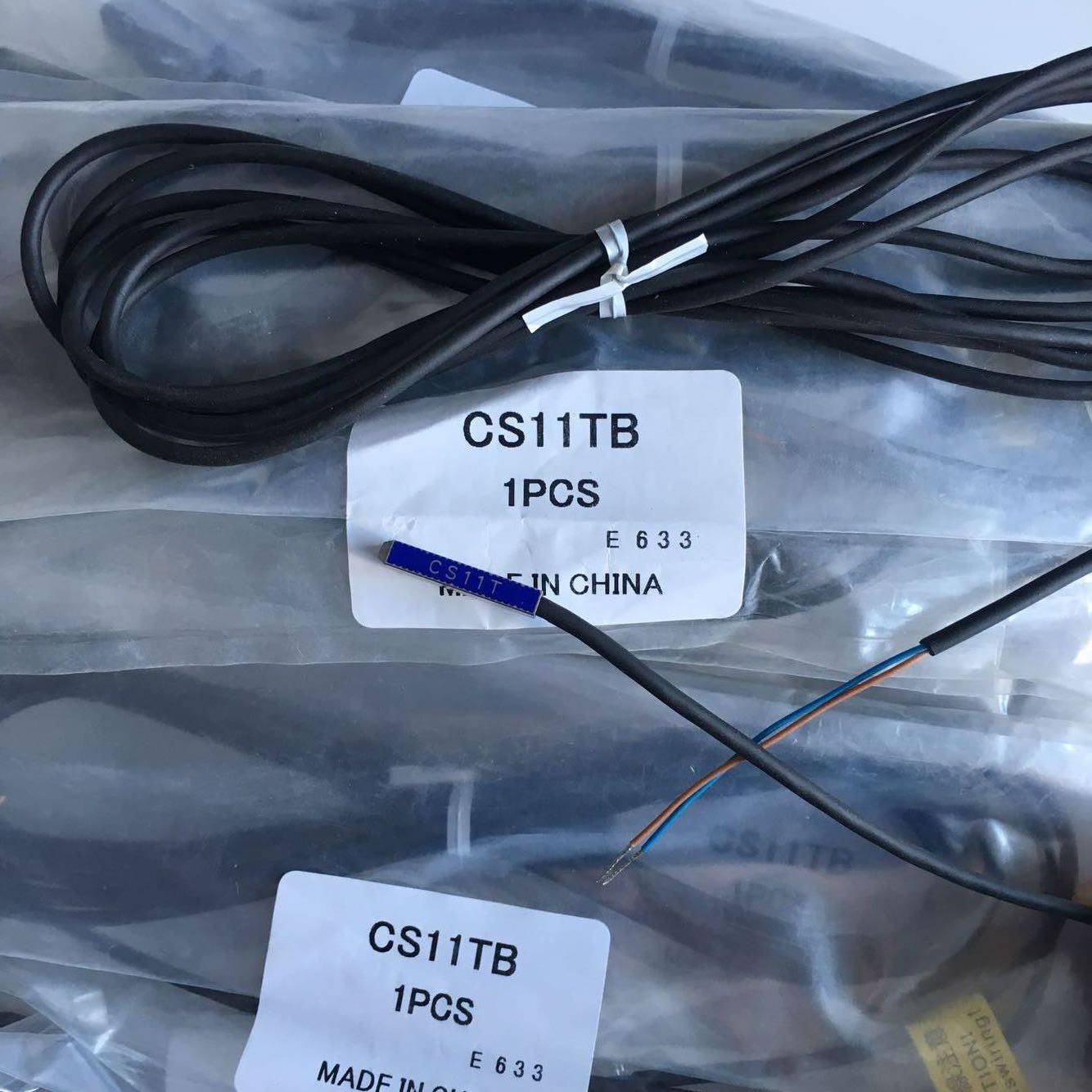 Original new KOGANEI small Jinjing cylinder magnetic sensor switch CS11TA CS11TB spot