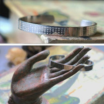 Japan direct mail Napist Prajna Heart Sutra full text lettering open bracelet for men and women lovers medical grade stainless steel