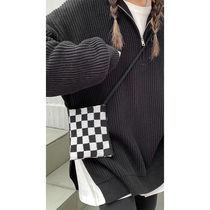 Red Man Pavilion Packs Women 2022 New Ins Little Crowdsourced Design Superior Sense Ocean Fashion 100 Hitch Satchel Shoulder Bag