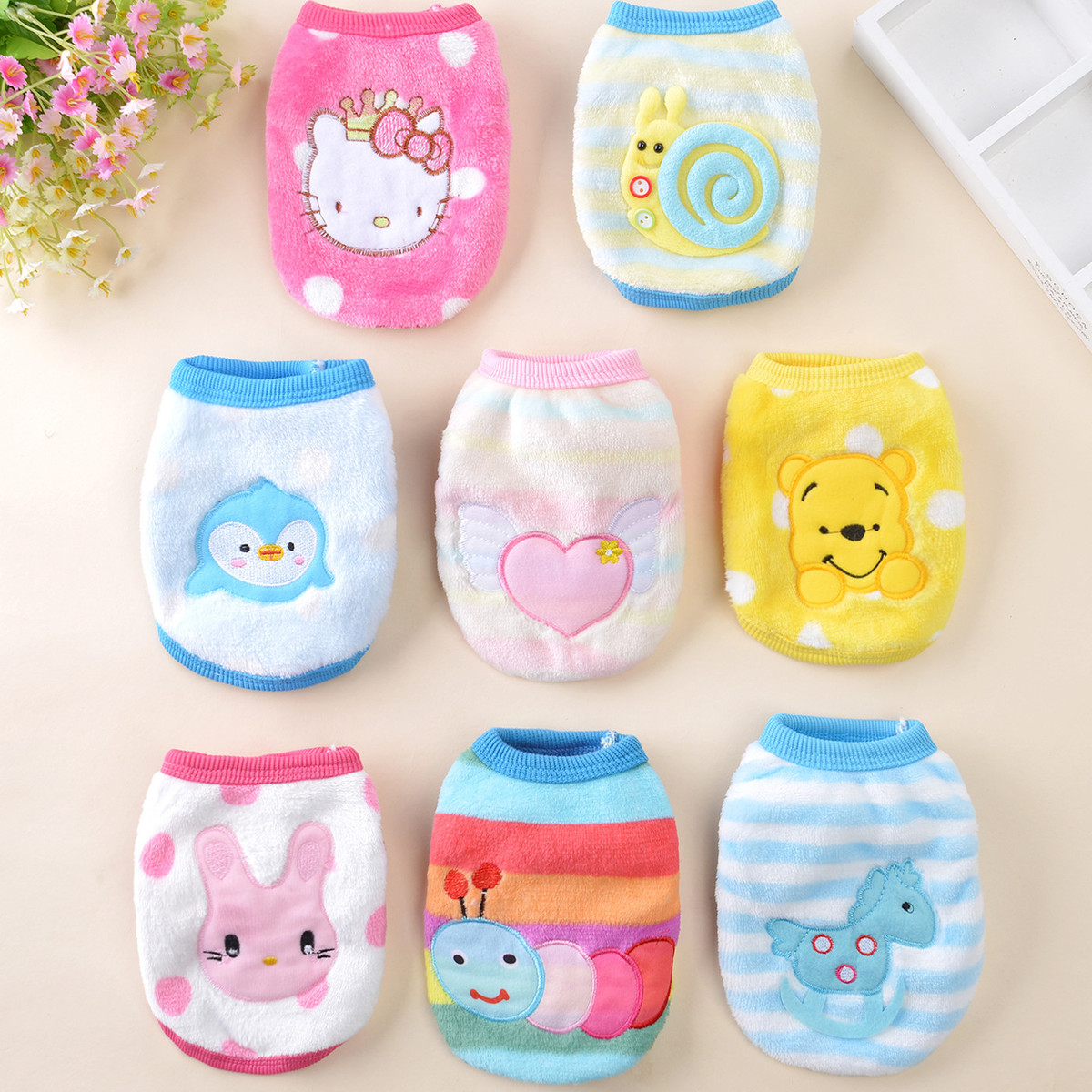 Autumn and winter stay warm with two feet of small milk cats and cats Puppy clothes are better than bear teddy clothes puppies puppies and kittens pet supplies