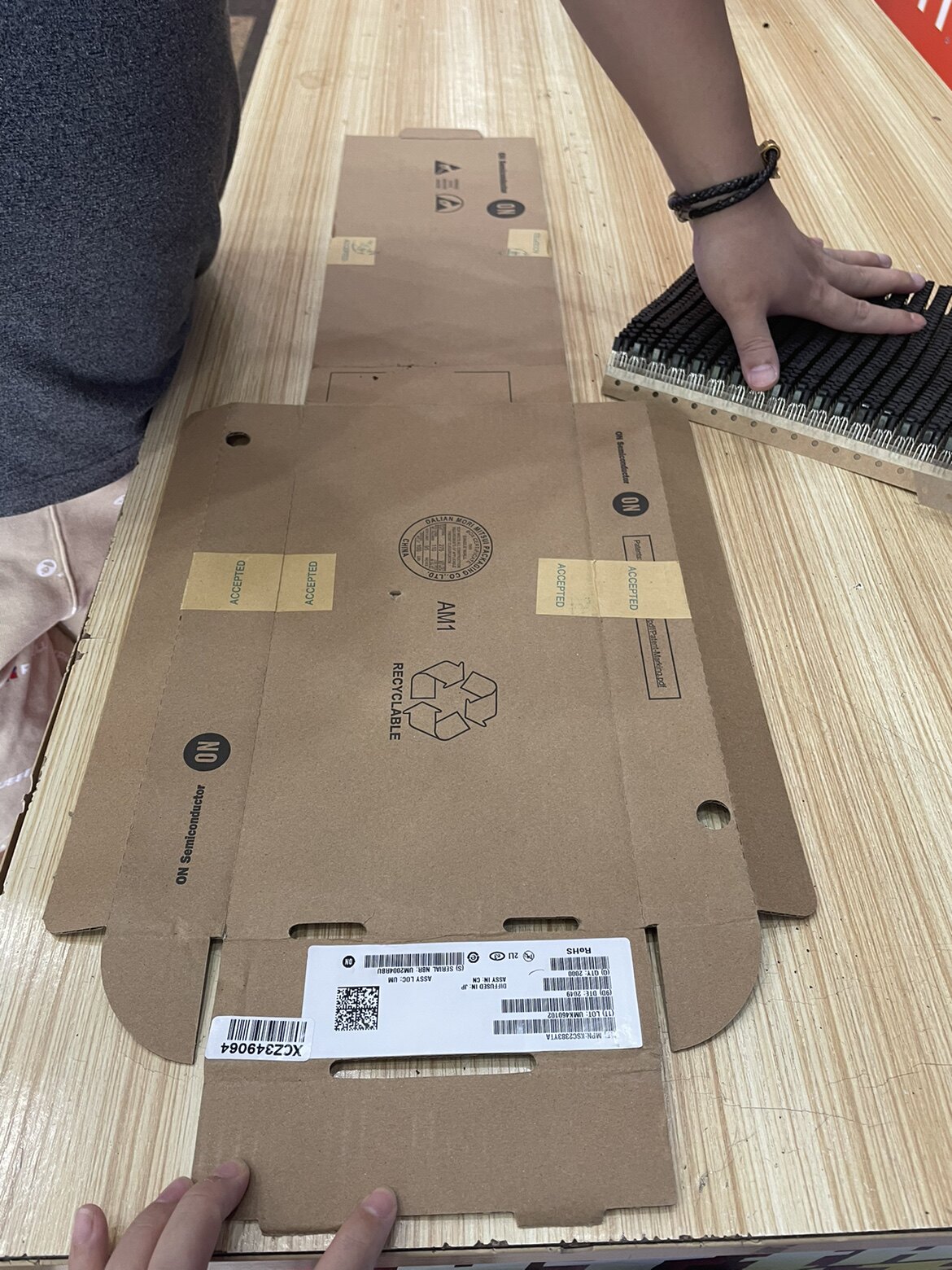 Electronic components packaging carton IC material Whole packaging carton Packaging ON manufacturers