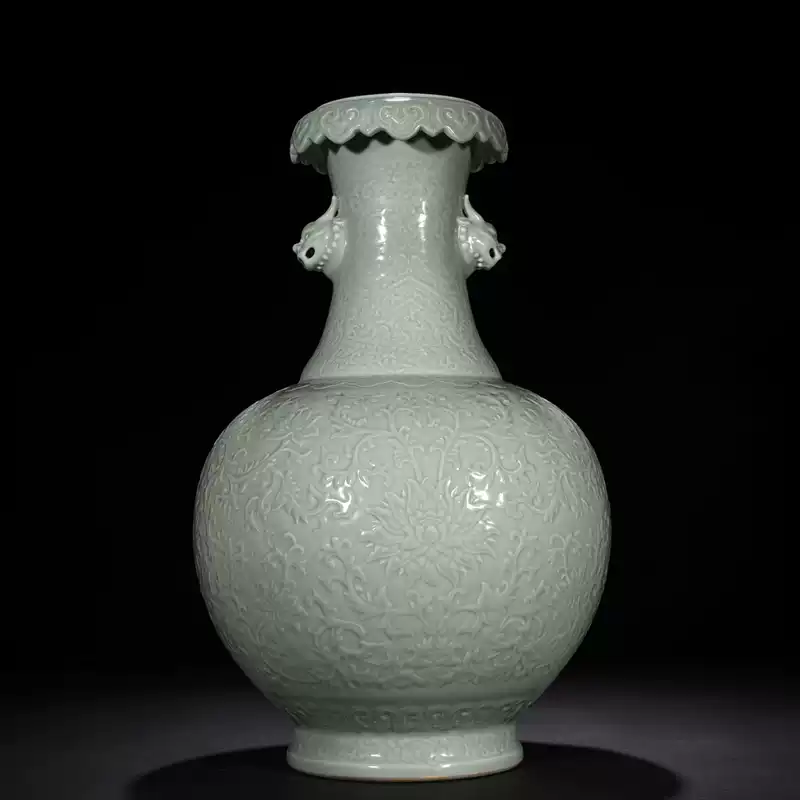 古玩古瓷器大清乾隆年制珐琅彩镂空盘龙天球瓶