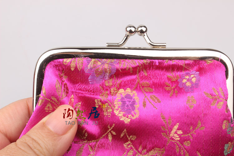 Trung Quốc retro ví tiền xu khóa di động túi xách tay thổ cẩm satin sắt clip ví tiền xu ở nước ngoài quà tặng ví mini