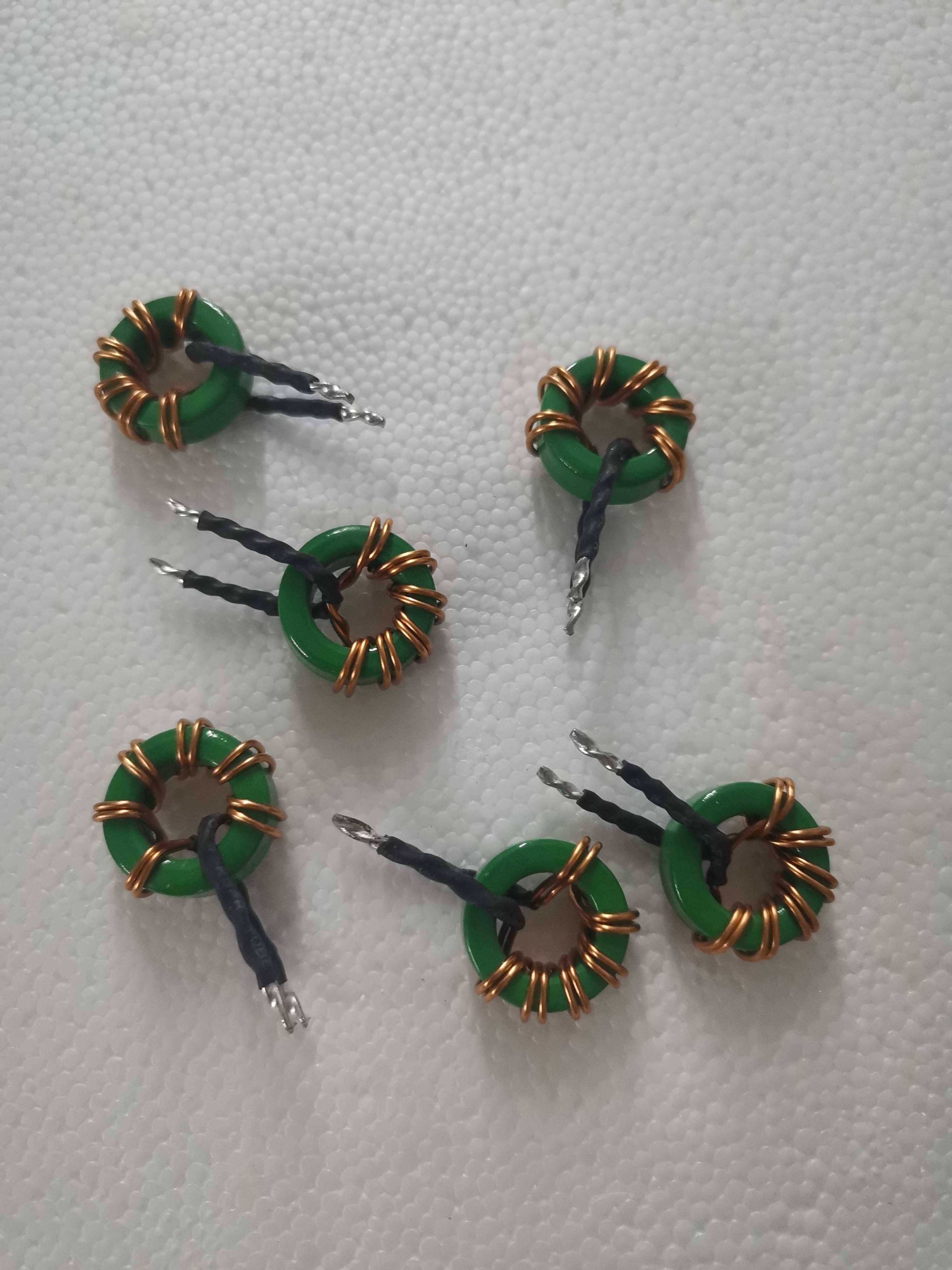 Mica capacitors103