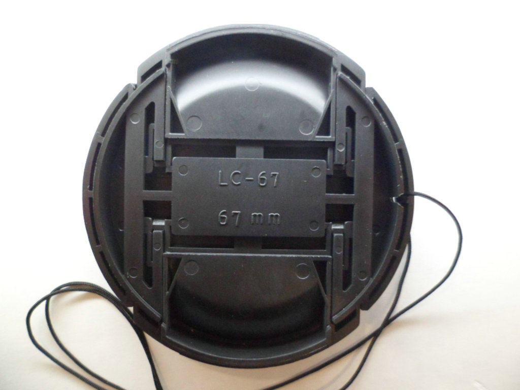 适用 松下Panasonic 67mm 镜头盖 中间开带绳镜头盖 中开盖