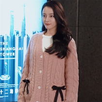 Sandro Moscoloni di Ligeba Chocrystal with the same loose pink needle cardiovert sweater jacket
