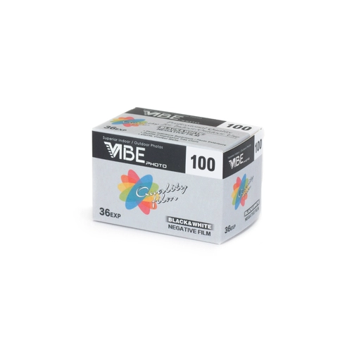 Немецкая оригинальная атмосфера черно -белая пленка 135 Филилин 35 -мм негативная пленка 100 400 градусов 36 длинных 24,06