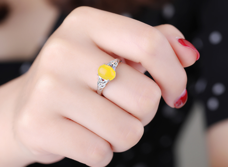 Nhẫn bằng bạc trắng mạ bạc Nhẫn trắng Nhẫn hổ phách rỗng Nhẫn ngọc lam Nhẫn thuốc lá Phụ nữ 8 * 10 7 * 9 đeo nhẫn ngón út