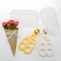 1 белая коробка+1 желтая коробка, 1