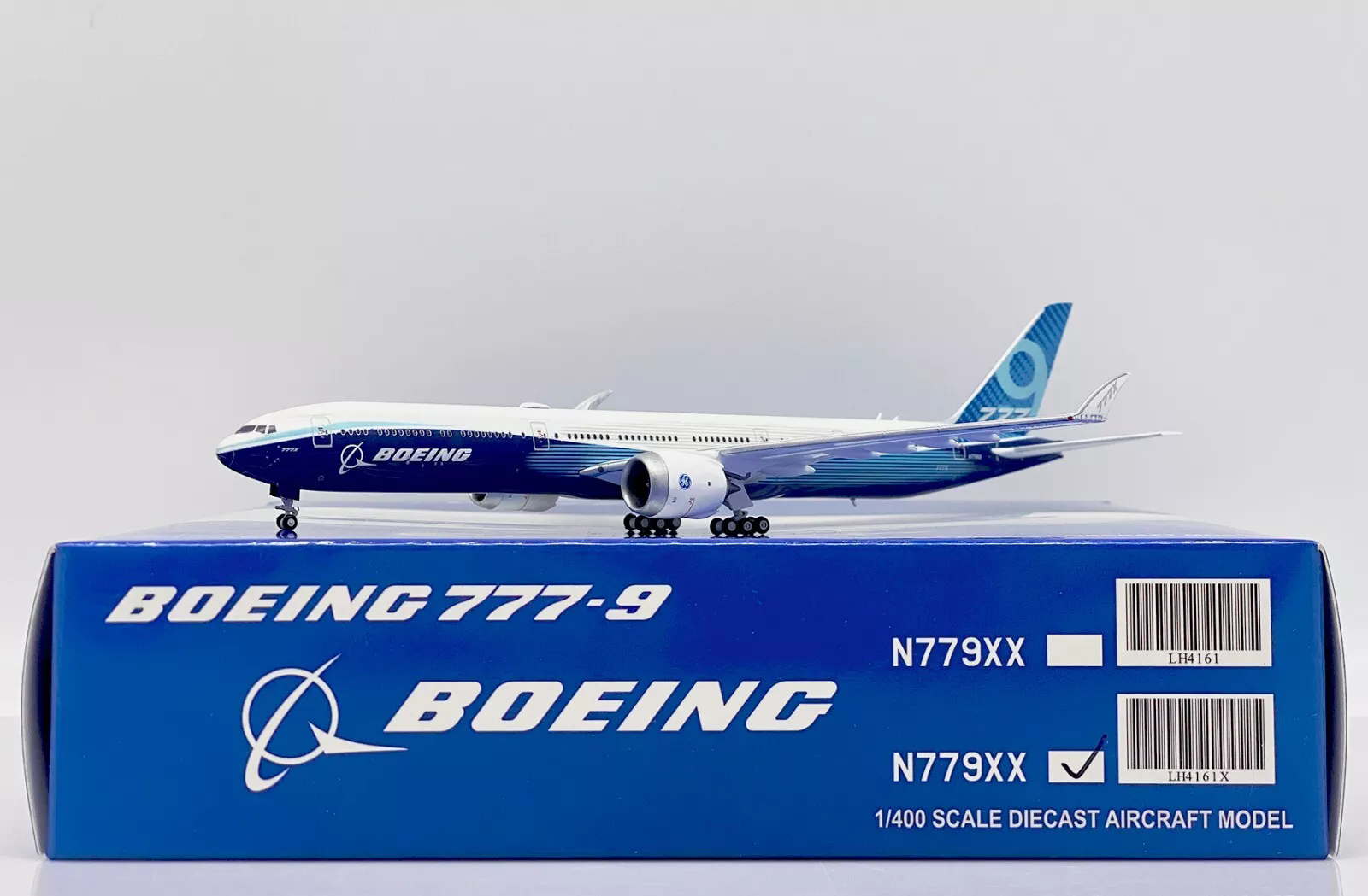 ScaleModelStore.com :: JC Wings 1:400 - LH4161X - Boeing