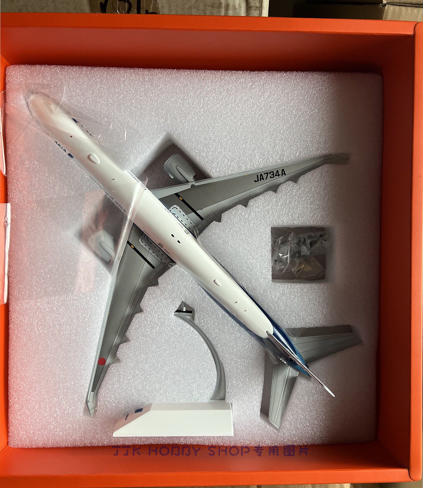 7*7様 JCWings ANA B777-300ER JA734A 1/200 JC Wings 1/200 ANA Boeing 777-300ER JA734A EW277W006 Finished