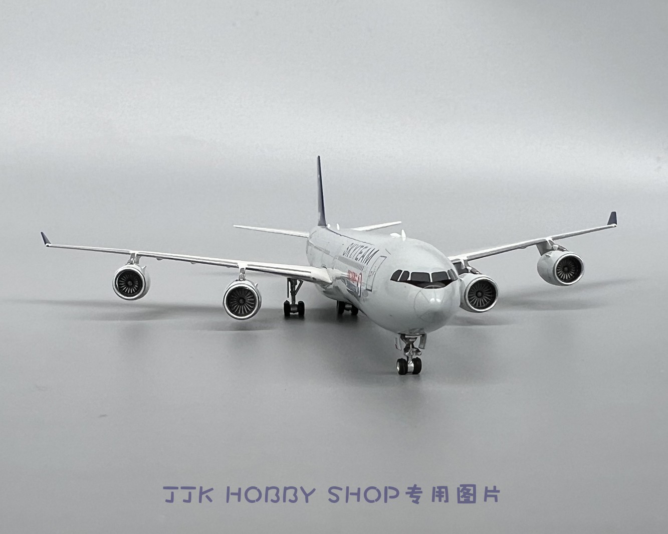 Phoenix 1/400 China Eastern Airlines SkyTeam Airbus A340-600