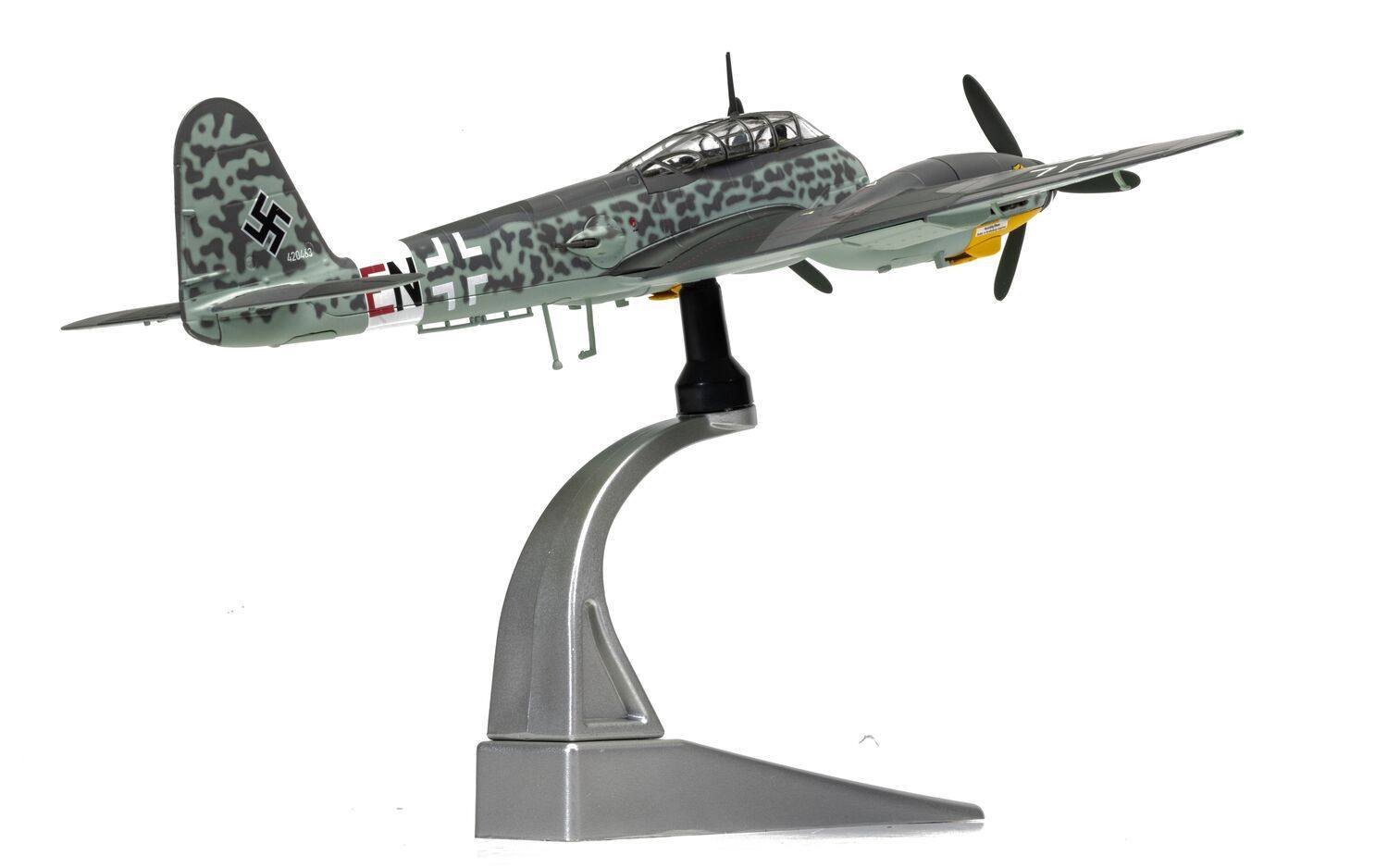 Italeri Messerschmitt Me 410 A-1 Hornisse Aircraft Model Kit Scale 1:72
